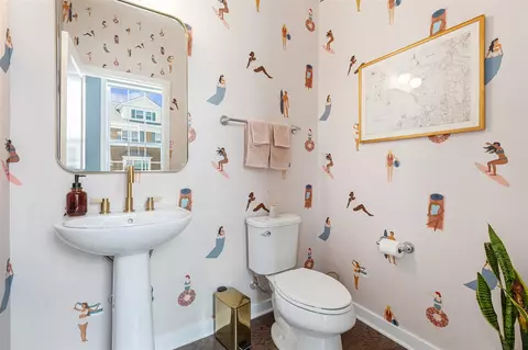 Bath - 2834 Ridington, Ann Arbor, MI 48105 photo 1 of 3
