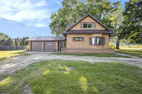 11265 14 Mile, Rodney, MI 49342