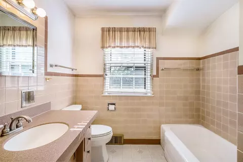 Bath - 2220 Scio, Dexter, MI 48130 photo 1 of 4