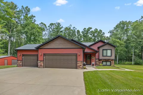 4269 Monroe, Allegan, MI 49010