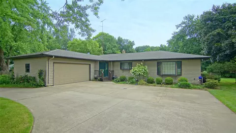 3393 Niles, Saint Joseph, MI 49085