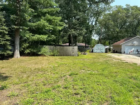 250 Shonat, Muskegon, MI 49442