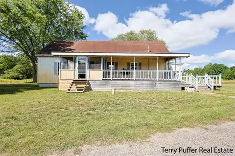 7290 E Sheringer, Ravenna, MI 49451