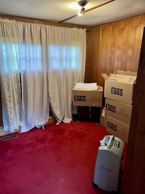 Bedroom - 4101 Garland, Jackson, MI 49201 photo 2 of 2