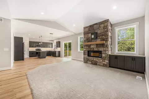 Living - 1875 Stratford, Walker, MI 49534 photo 2 of 3