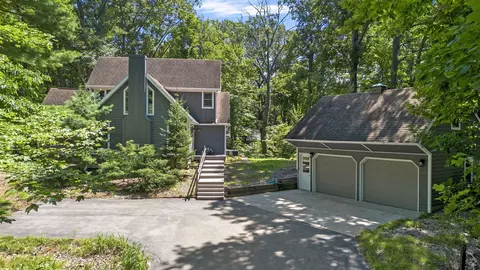 7266 Greenbush, Harbert, MI 49115