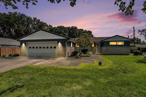 1517 Orchard Ln, Niles, MI 49120