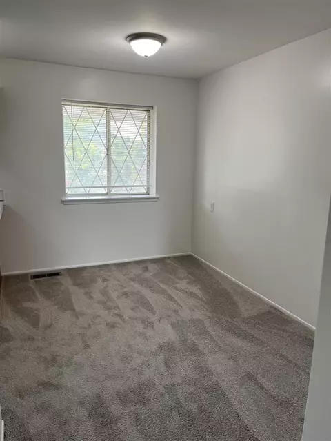Other - 29208 Gloede, Warren, MI 48088 photo 3 of 8