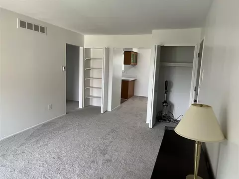 Living - 29208 Gloede, Warren, MI 48088 photo 2 of 2