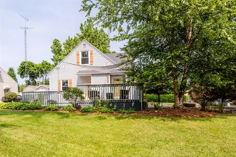 911 Botham, Saint Joseph, MI 49085
