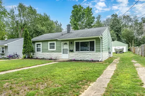 725 Denway, Kalamazoo, MI 49008