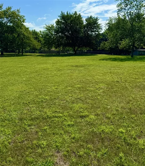 00 Washington, Saint Joseph, MI 49085