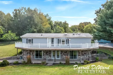 5200 N Solomon Rd, Middleville, MI 49333