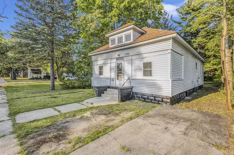 1506 Park, Muskegon, MI 49441
