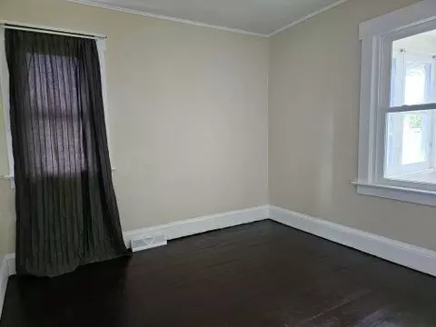 1107 Clinton, Jackson, MI 49202 photo 9