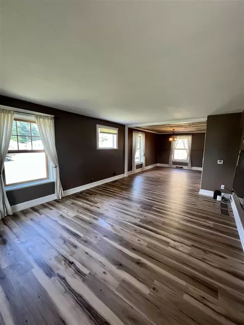 542 W May, Belding, MI 48809 photo 26