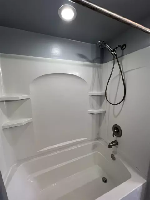 542 W May, Belding, MI 48809 photo 31