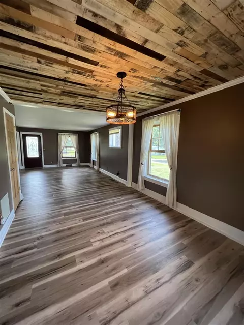 542 W May, Belding, MI 48809 photo 22