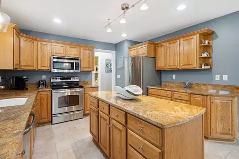 2545 Meadowbrook, Jackson, MI 49201 photo 18
