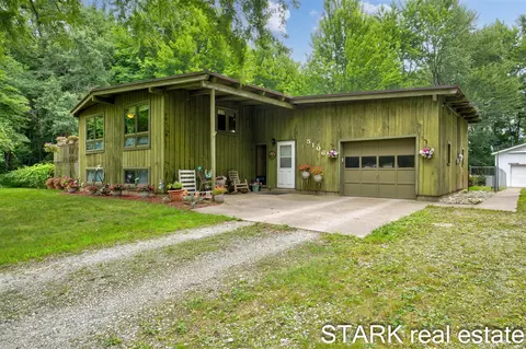 5106 S Quarterline, Muskegon, MI 49444