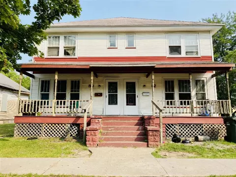 80 E 82 E Grand, Muskegon, MI 49442