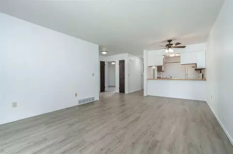 636 E Cass, Schoolcraft, MI 49087 photo 5