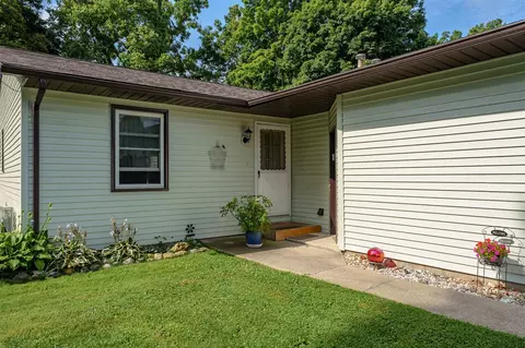 636 E Cass, Schoolcraft, MI 49087 photo 14