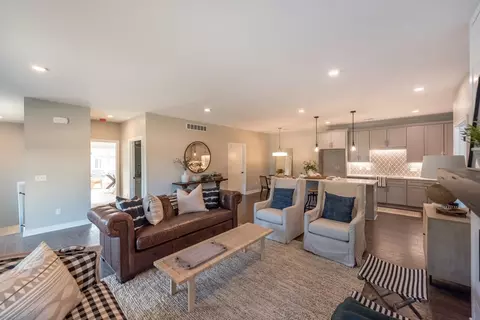 637 Woodland, Dexter, MI 48130