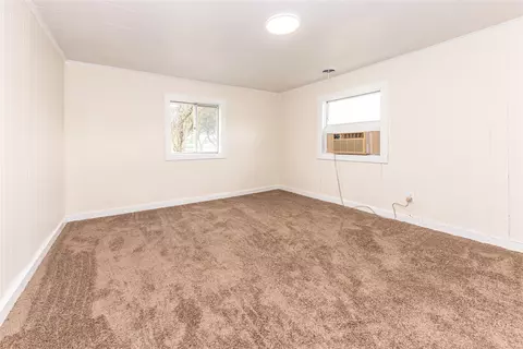 584 E Willis, Saline, MI 48176 photo 20