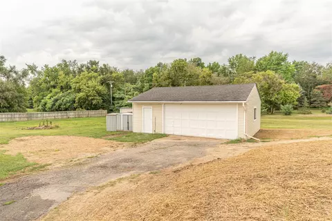 584 E Willis, Saline, MI 48176 photo 30