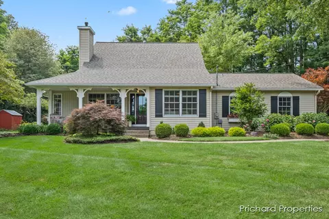 3911 Mcnaughton Hls, Middleville, MI 49333