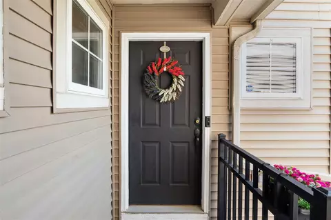 Entry Way - 213 Old Creek Dr, Saline, MI 48176 photo 1 of 5