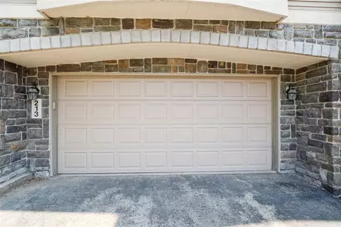 Exterior - 213 Old Creek Dr, Saline, MI 48176 photo 10 of 10