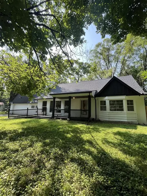 19569 Midway, Southfield, MI 48075