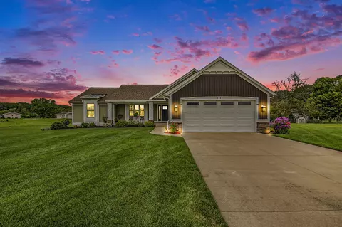 305 Raynes, Caledonia, MI 49316