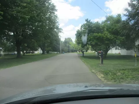 402 W Bradford, Stanton, MI 48888 photo 3