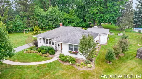 245 Lawton, Coopersville, MI 49404