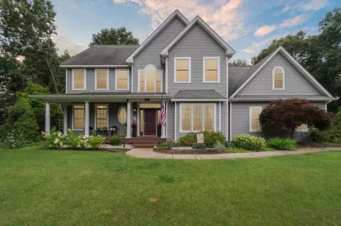 5528 Sierra Madre, Kalamazoo, MI 49009