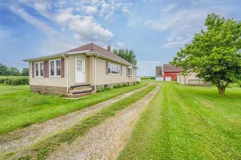 7104 Hollywood, Berrien Springs, MI 49103