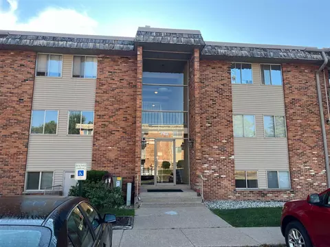 742 W Kilgore #206, Kalamazoo, MI 49008