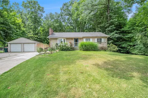 6505 Thornapple Riv, Alto, MI 49302