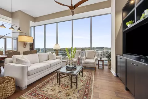 335 Bridge #706, Grand Rapids, MI 49504