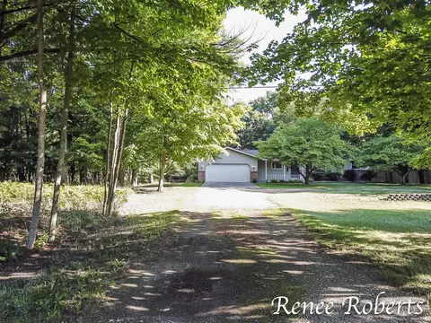 15615 Croswell, West Olive, MI 49460