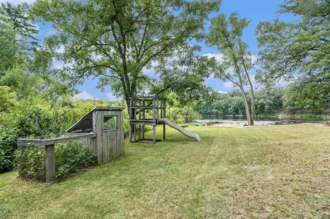 4561 S Spruce, White Cloud, MI 49349 photo 5