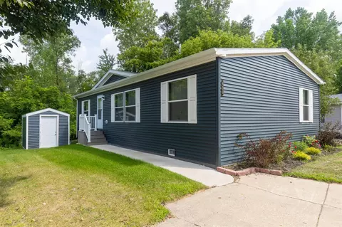 426 Troy #19, Eaton Rapids, MI 48827