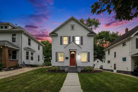 106 Lowell, Grand Rapids, MI 49503