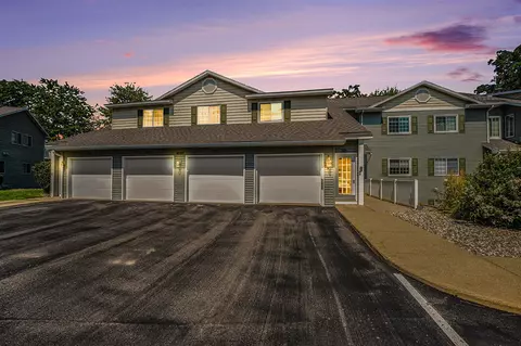 4128 W W Ctr #206, Portage, MI 49024