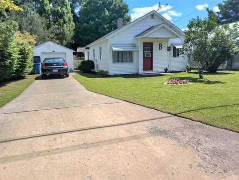 812 N Cherry, Evart, MI 49631