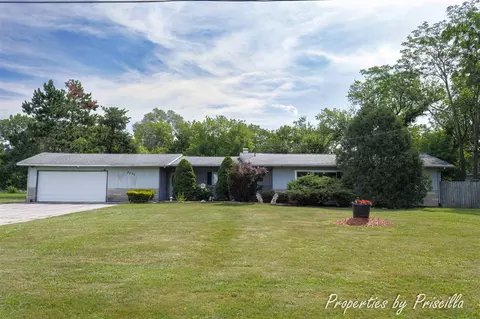 8446 Vinton, Sparta, MI 49345