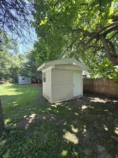 207 S Main, Ithaca, MI 48847 photo 23